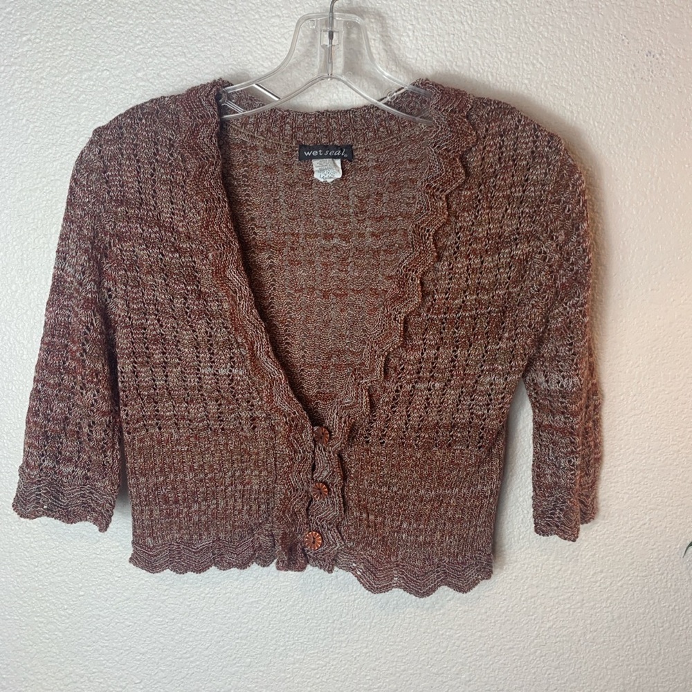 Marled knit crochet sweater shrug with scalloped trim and 3 button up front